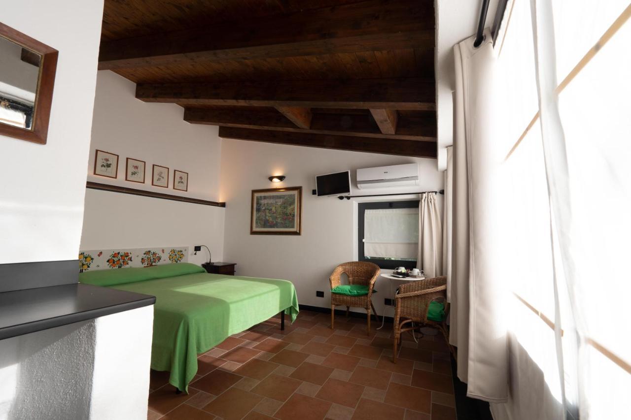 L' Amandola Villa Levanto Eksteriør billede